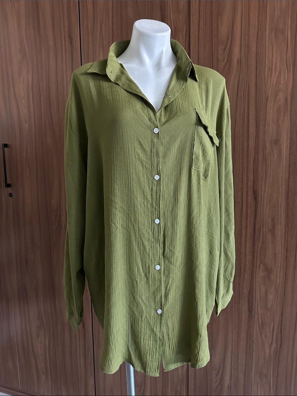 NWOT. Rachel Zoe Olive Green Button-Front Tunic size XXL